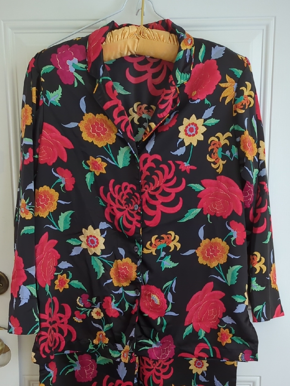 Natori Satin Pajama Set Size L